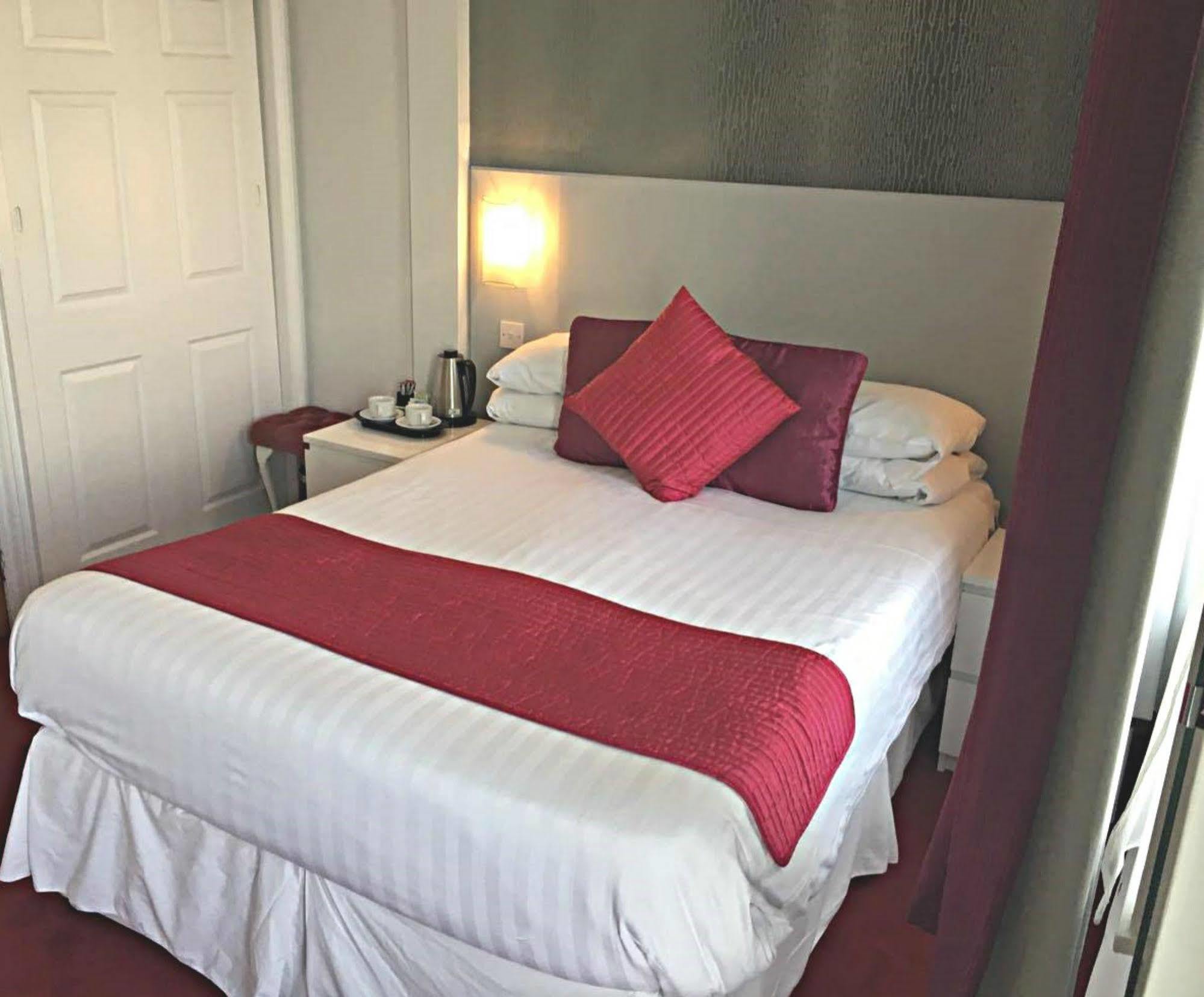 Harrow Lodge Hotel Шанклин Экстерьер фото